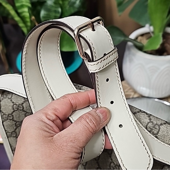 Gucci Plus Monogram Double Buckle Flap Messenger and laptop Bag. Top quality - Picture 9 of 15